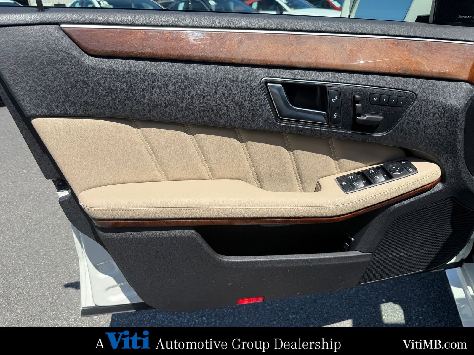 Used 2012 Mercedes-Benz E 350 4MATIC Sedan image 16