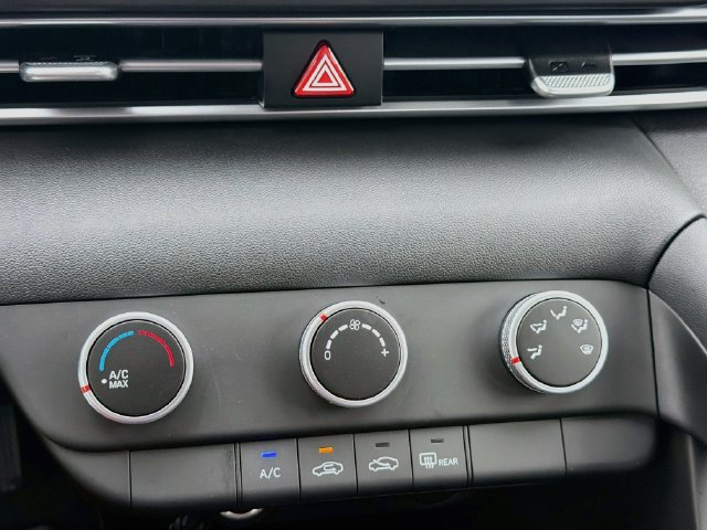 New 2026 Hyundai Elantra SE FWD image 15
