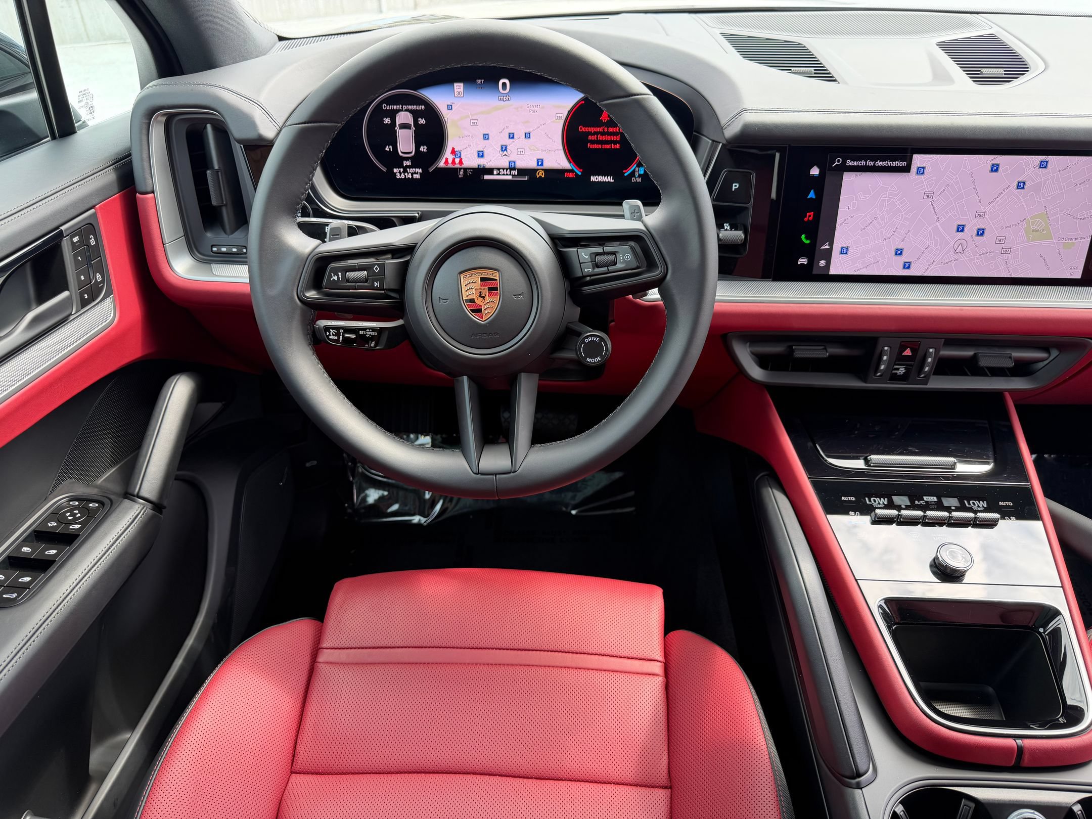 Certified 2026 Porsche Cayenne AWD/4WD image 29