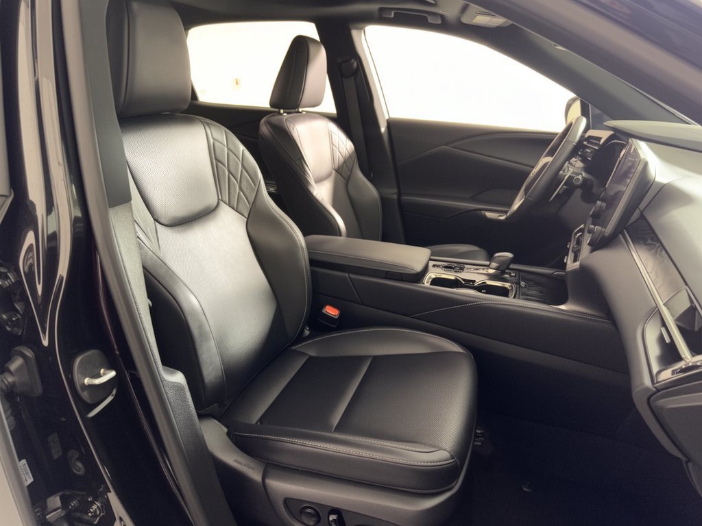 Used 2024 Lexus RX 350 Premium w/ Accessory Package (Z1) FWD image 30