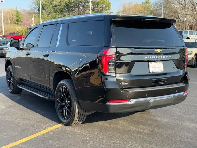 Used 2025 Chevrolet Suburban LS w/ Max Trailering Package AWD/4WD image 6