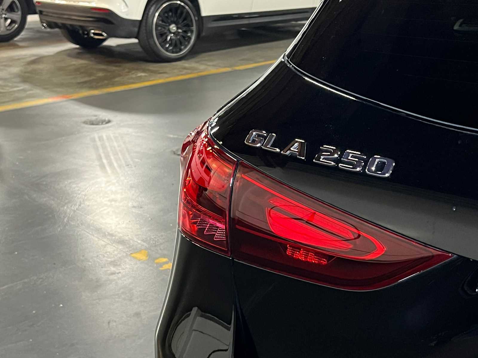 Certified 2025 Mercedes-Benz GLA 250 4MATIC image 13