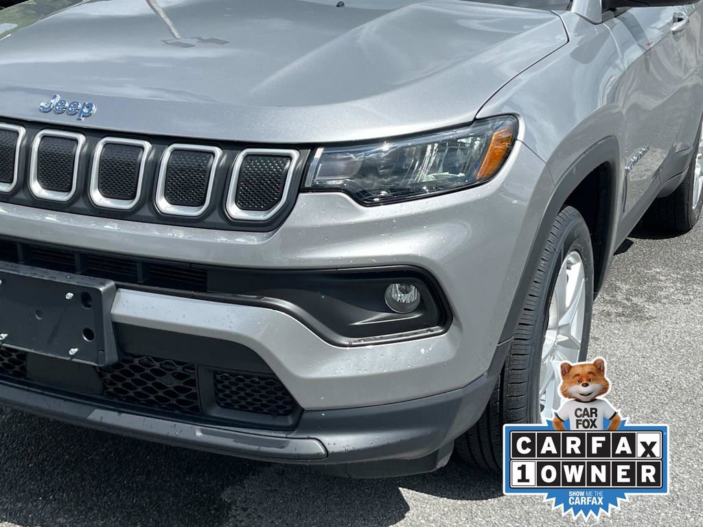 Used 2022 Jeep Compass Latitude image 10