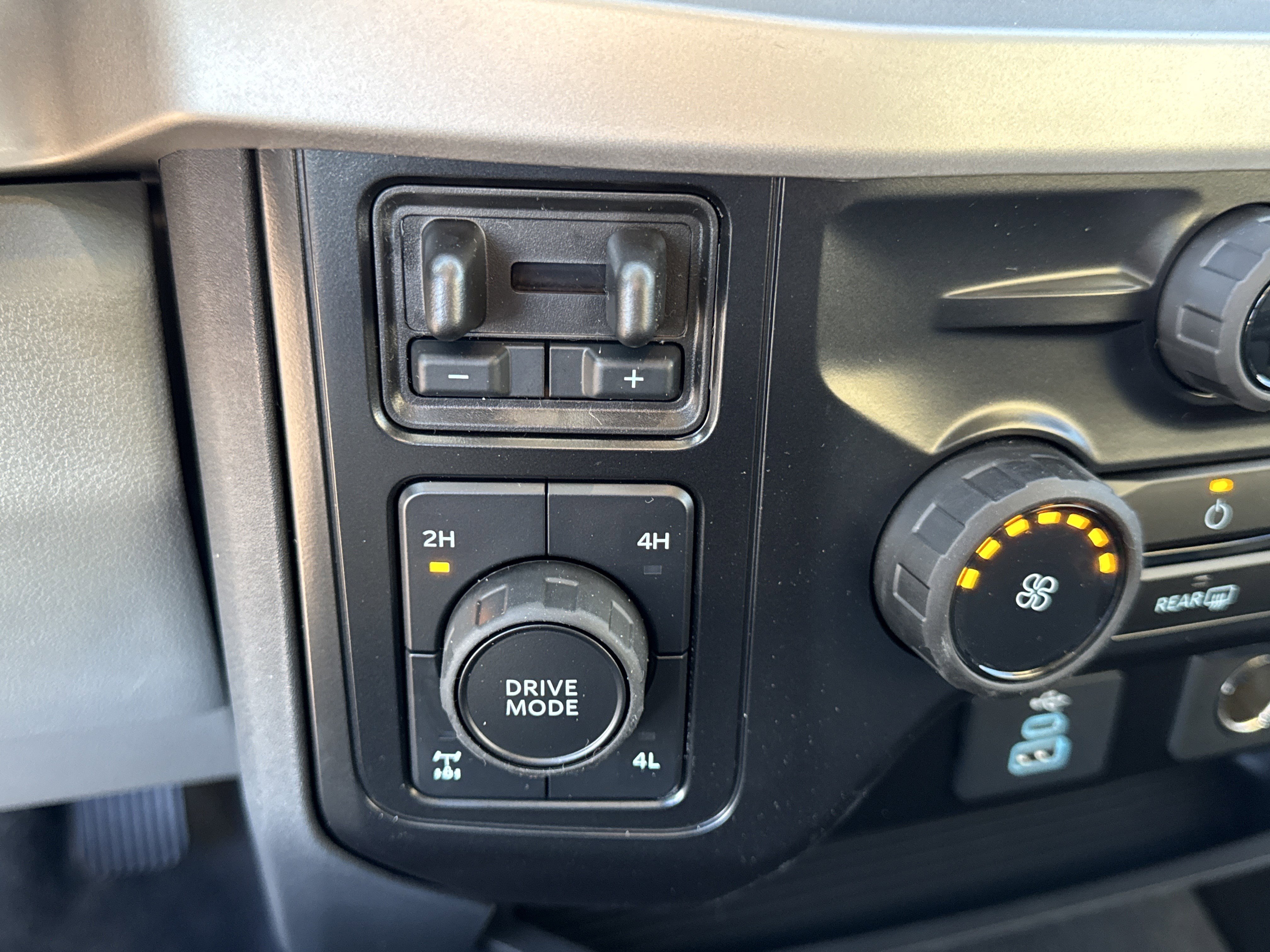 New 2026 Ford F250 XL w/ STX Appearance Package image 28