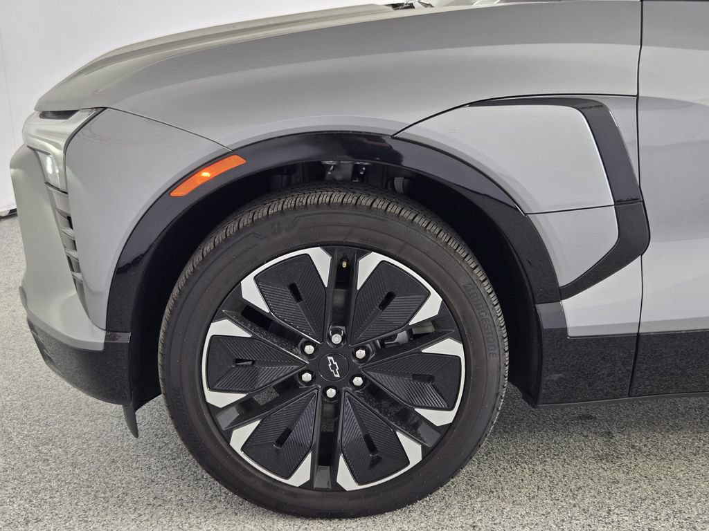 New 2025 Chevrolet Blazer EV RS FWD image 9