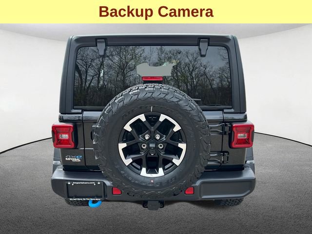 Used 2025 Jeep Wrangler Unlimited Rubicon 4xe w/ Convenience Group AWD/4WD image 9