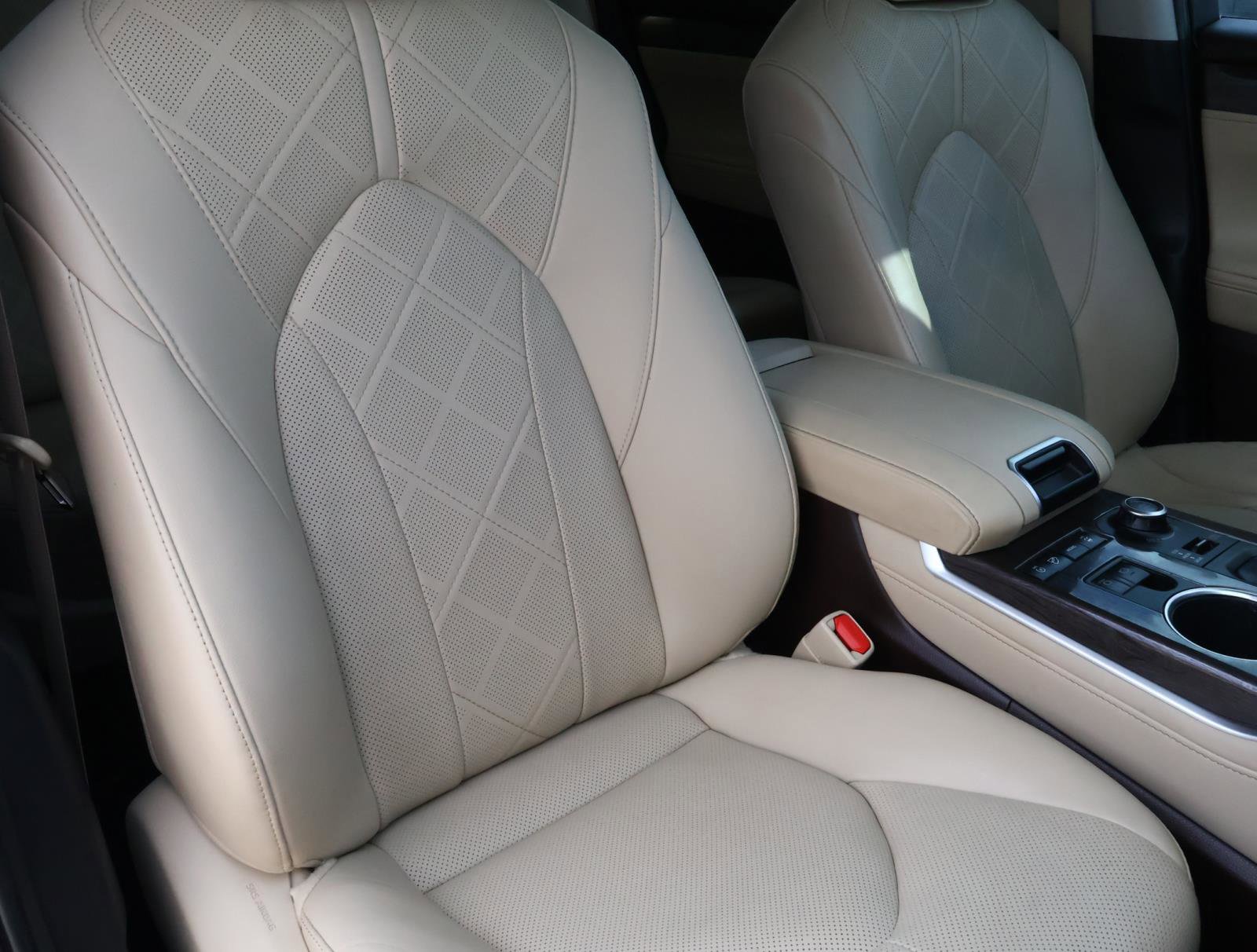 Used 2021 Toyota Highlander Platinum image 20