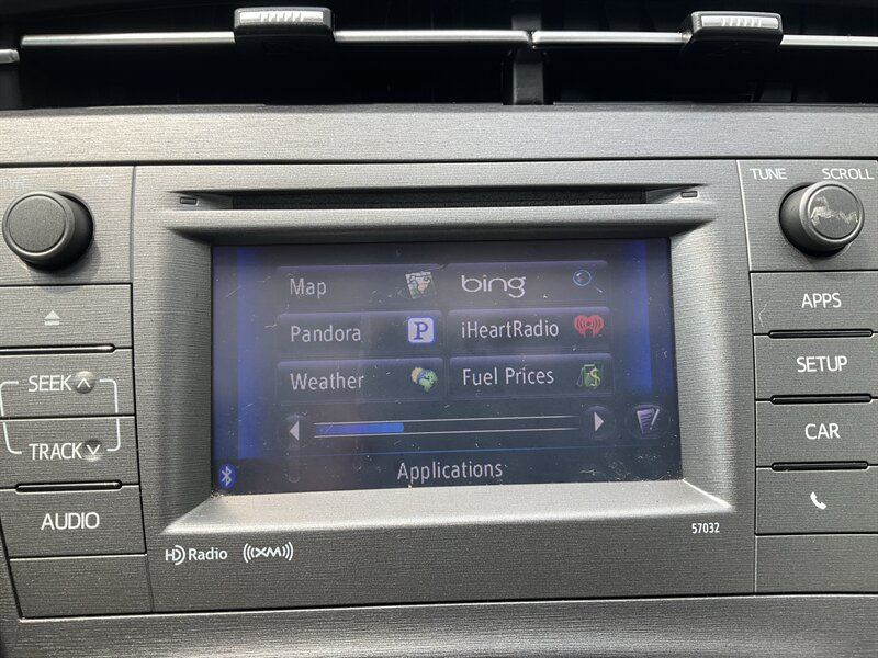 Used 2013 Toyota Prius Three w/ Solar Roof Pkg FWD image 19
