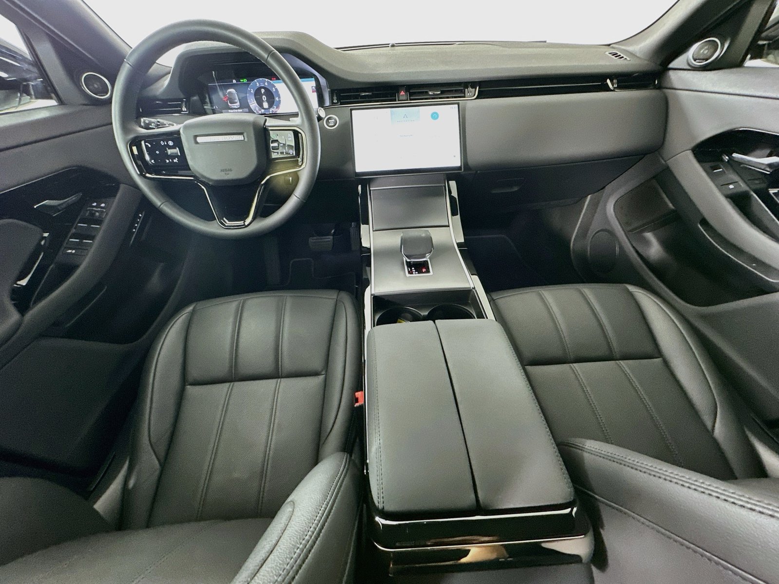 Used 2026 Land Rover Range Rover Evoque S AWD/4WD image 13