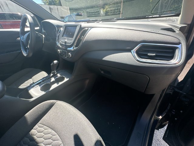 Used 2021 Chevrolet Equinox LT FWD image 34