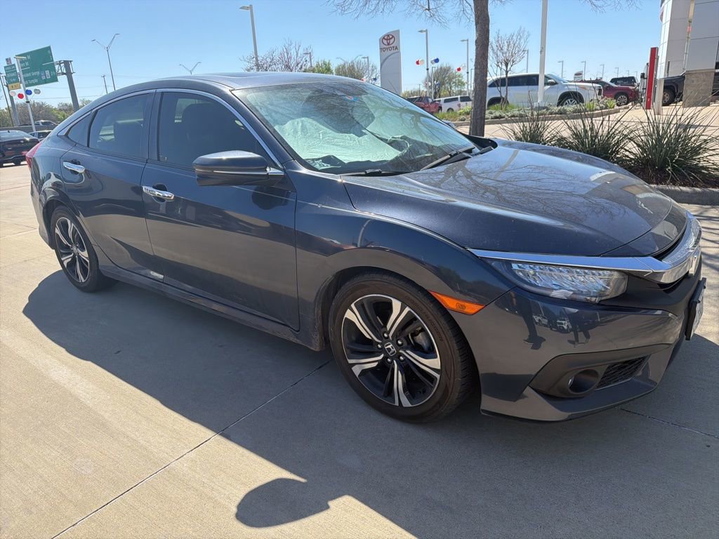 Used 2018 Honda Civic Touring image 12
