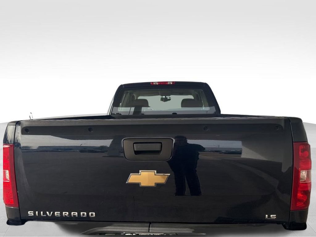 Used 2007 Chevrolet Silverado 1500 W/T w/ LS Package image 11