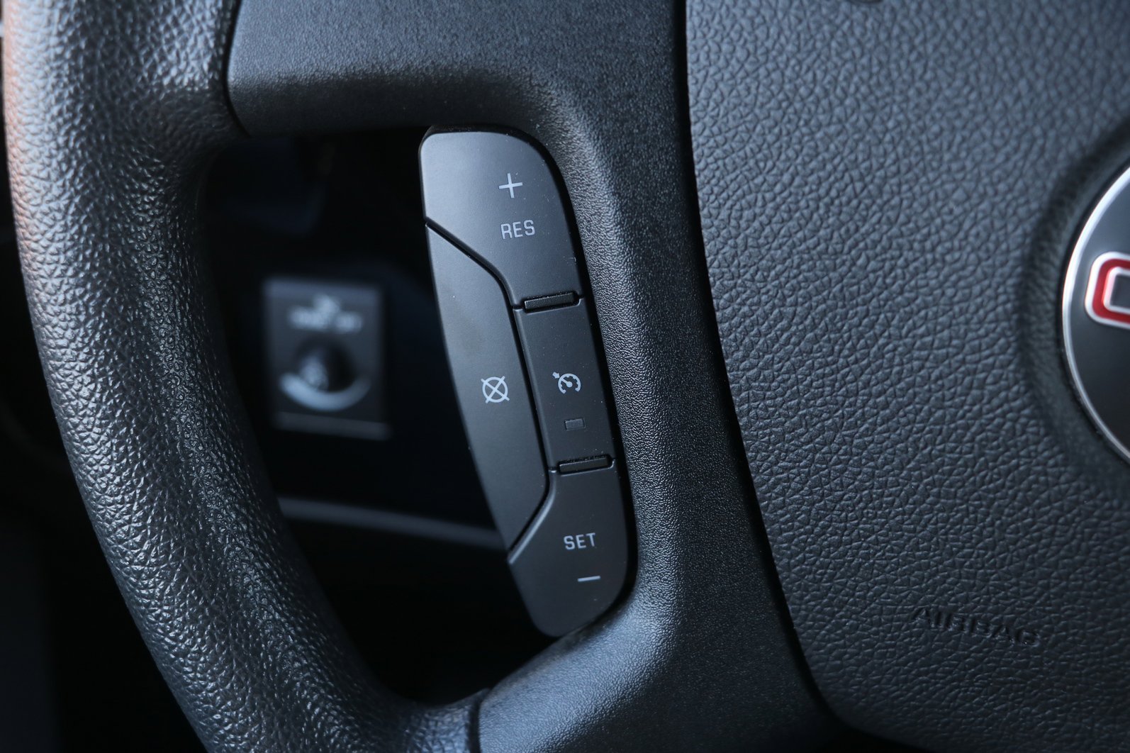 Used 2020 GMC Savana 2500 w/ Enhanced Convenience Package image 18