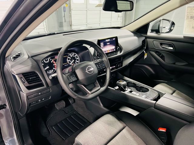 New 2026 Nissan Rogue SV image 18