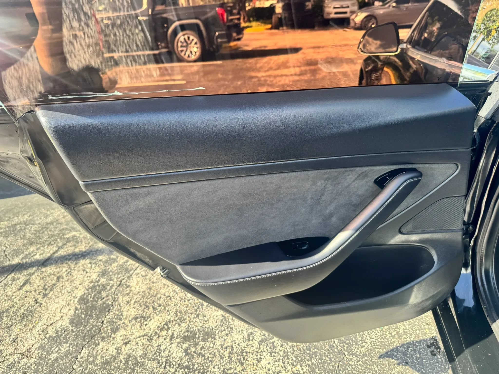 Used 2020 Tesla Model 3 Standard Range RWD image 27
