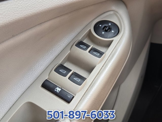 Certified 2018 Ford Escape SE FWD image 29
