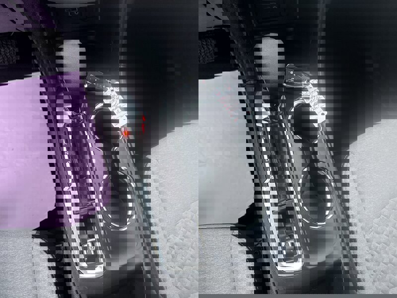 Used 2023 Chevrolet Equinox LS image 31