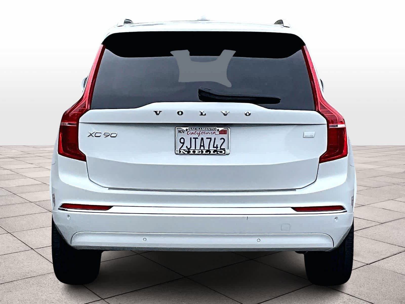 Used 2024 Volvo XC90 T8 Ultimate w/ Protection Package Premier AWD/4WD image 7