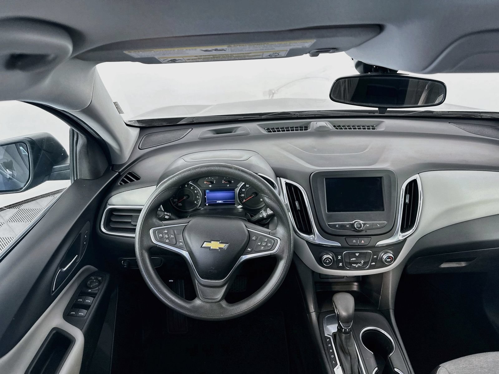 Used 2022 Chevrolet Equinox LS w/ LS Convenience Package FWD image 20