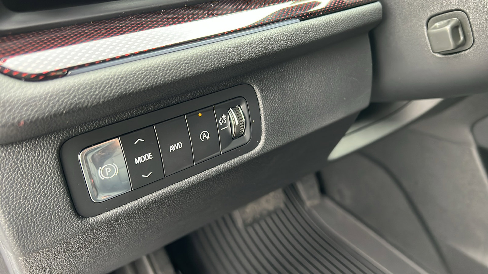 New 2026 Chevrolet Traverse RS w/ LPO, Floor Liner Package image 33