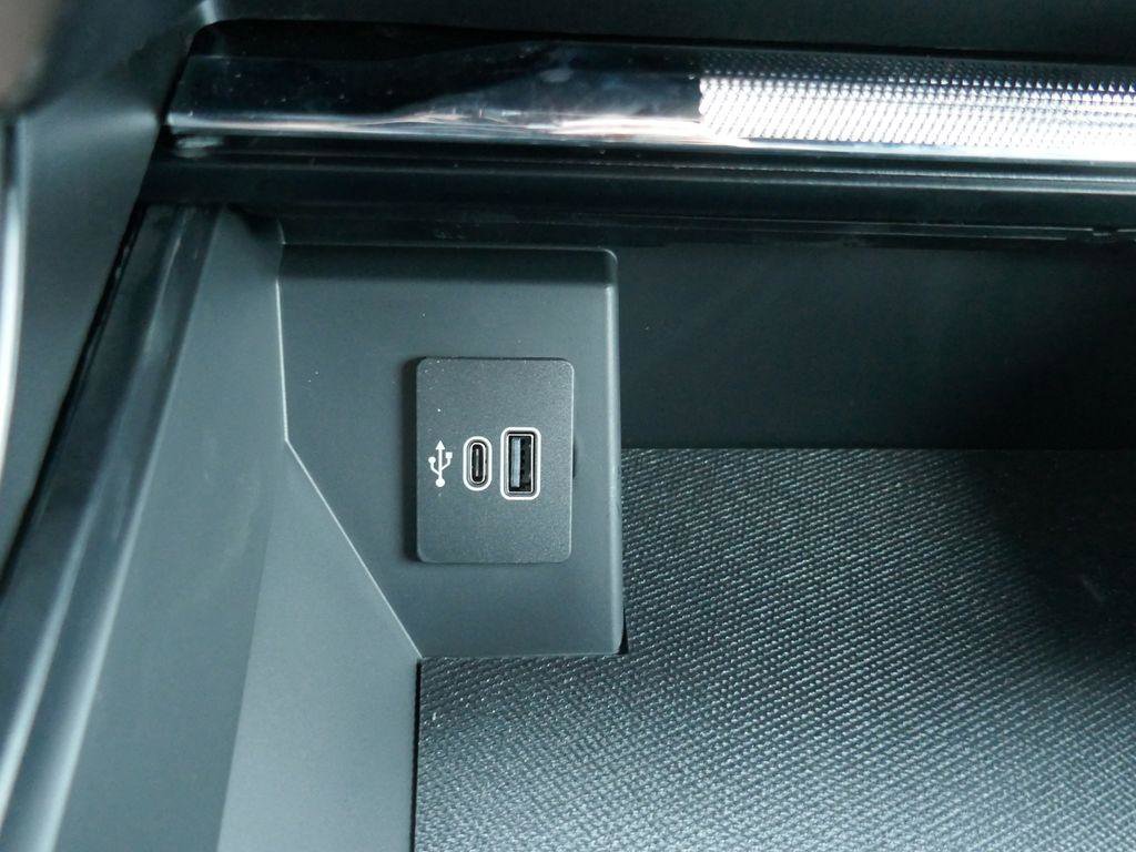 New 2026 Ford F150 Lariat AWD/4WD image 27