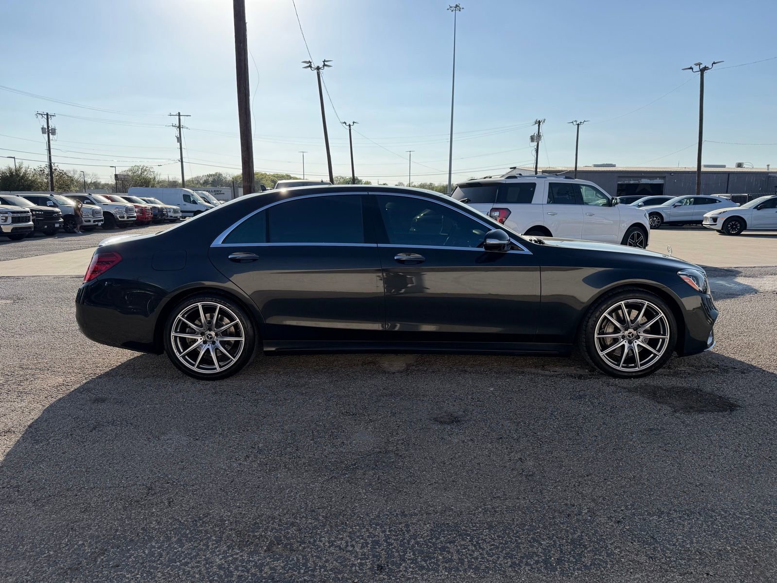 Used 2020 Mercedes-Benz S 560 Sedan image 8