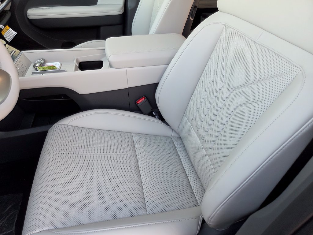 New 2026 Hyundai Santa Fe SEL AWD/4WD image 11