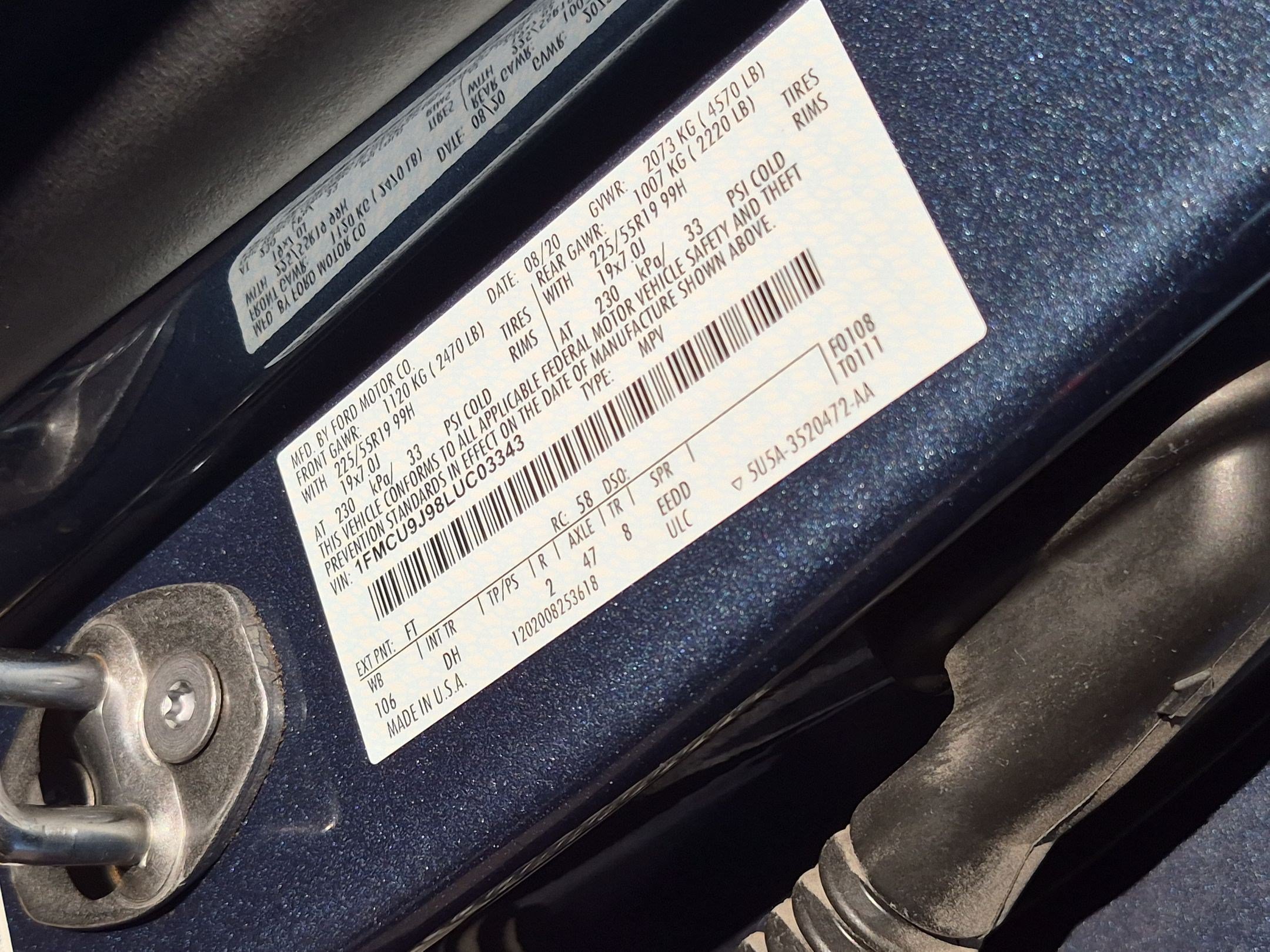 Used 2020 Ford Escape Titanium AWD/4WD image 28