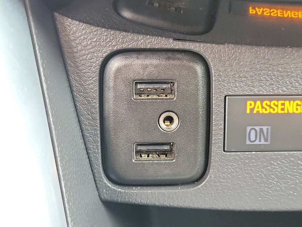 Used 2019 Chevrolet Trax Premier w/ LPO, Cargo Package image 31