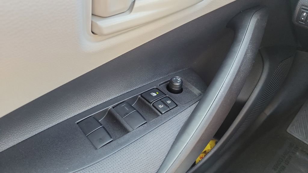 Certified 2025 Toyota Corolla LE w/ Convenience Package FWD image 19