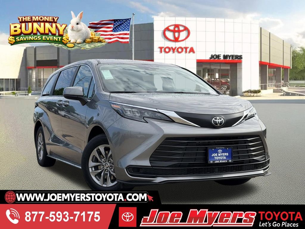 Used 2026 Toyota Sienna LE