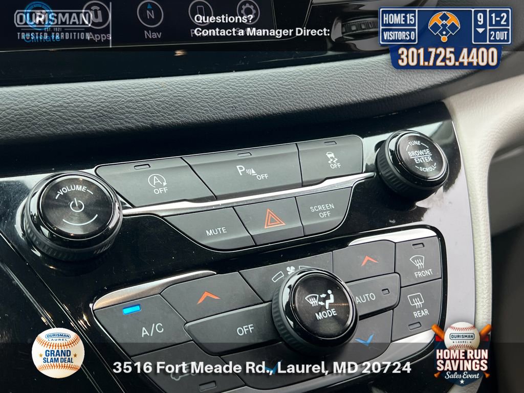 Used 2019 Chrysler Pacifica Touring Plus w/ Tire & Wheel Group FWD image 23