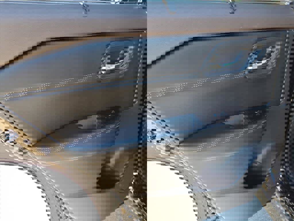 Certified 2023 Nissan Rogue SV w/ SV Premium Package image 12