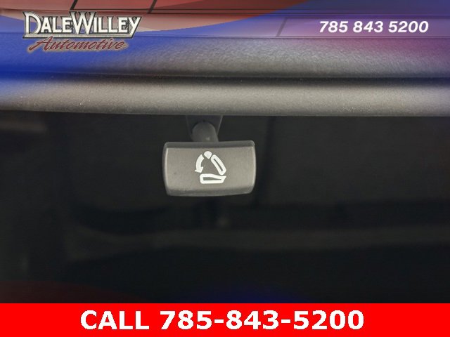 Used 2024 Chevrolet Malibu LT image 21