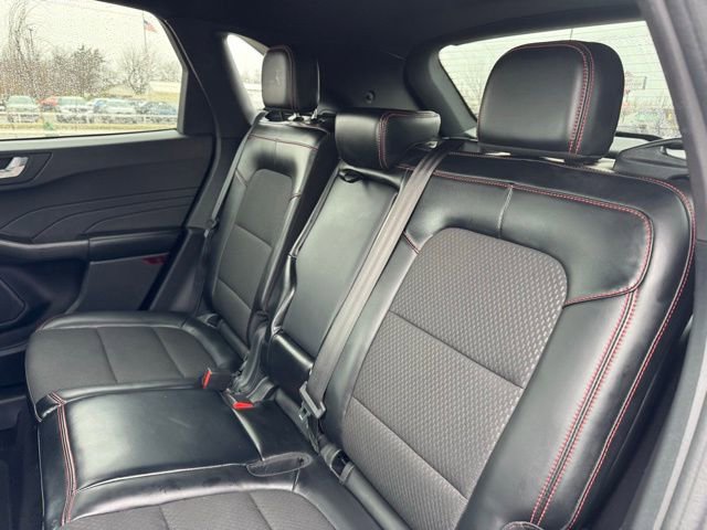 Used 2024 Ford Escape ST-Line image 12