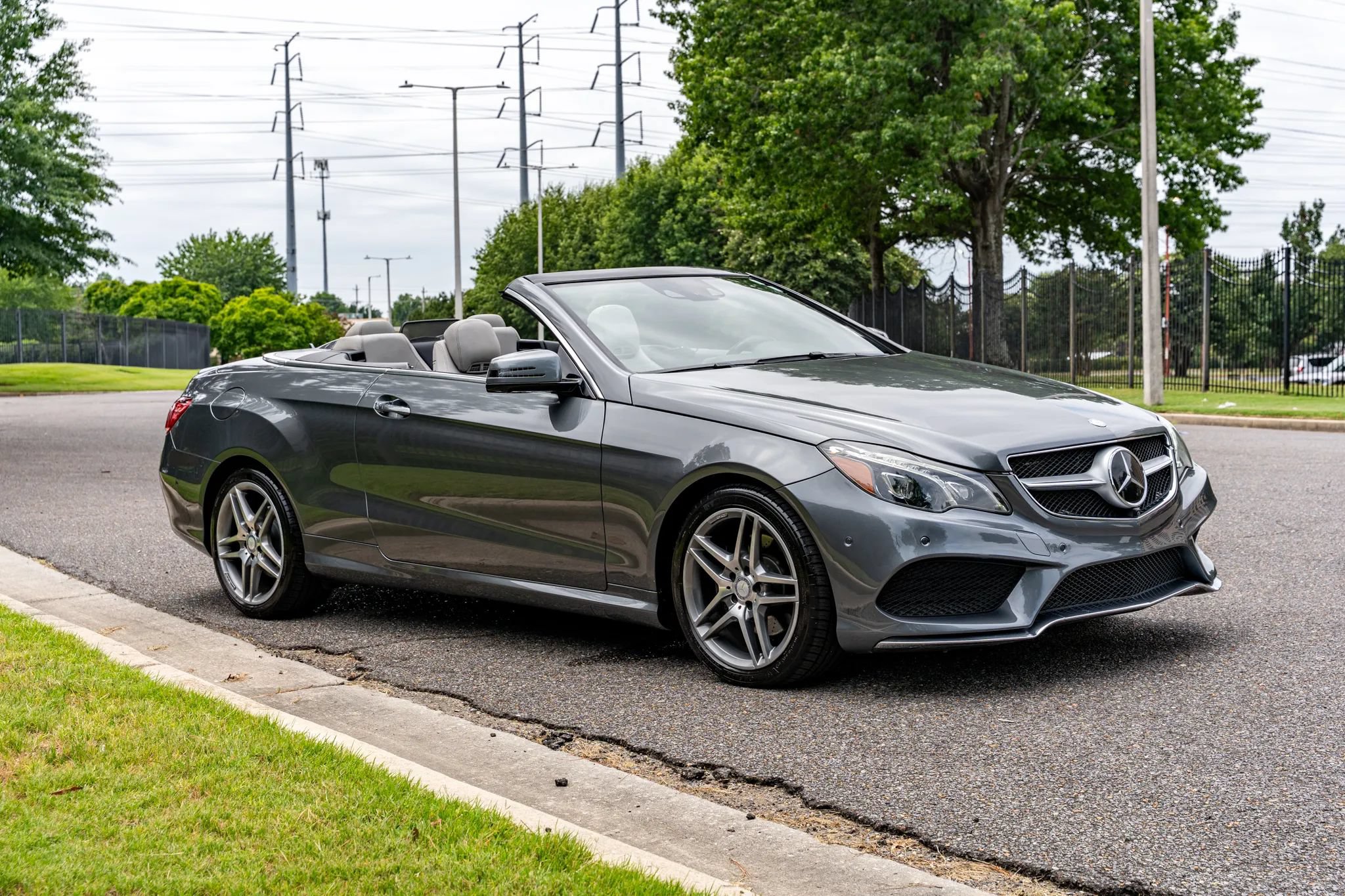Used 2017 Mercedes-Benz E 400 Cabriolet w/ Premium 3 Package image 9