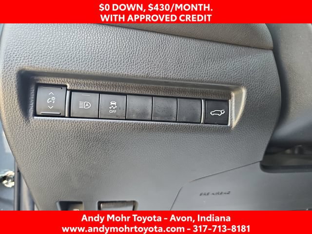 Used 2021 Toyota Venza LE AWD/4WD image 14