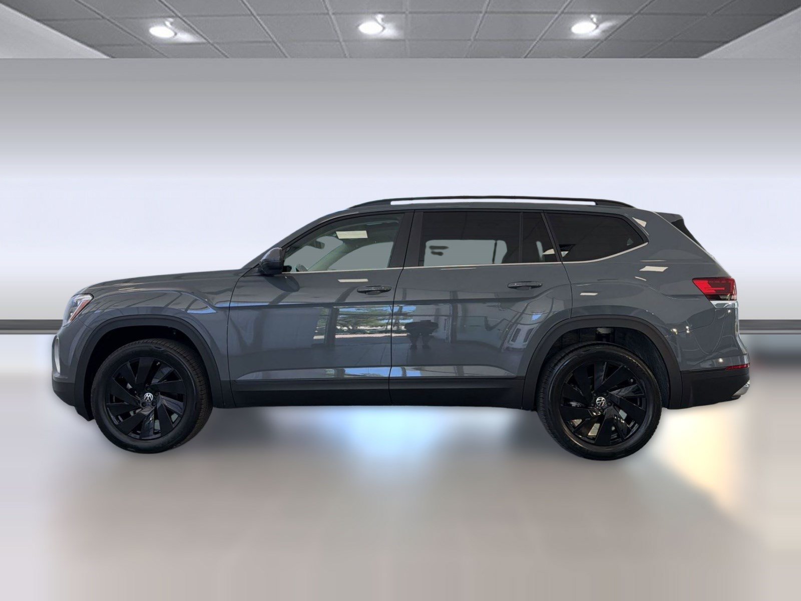 New 2026 Volkswagen Atlas SE FWD image 2