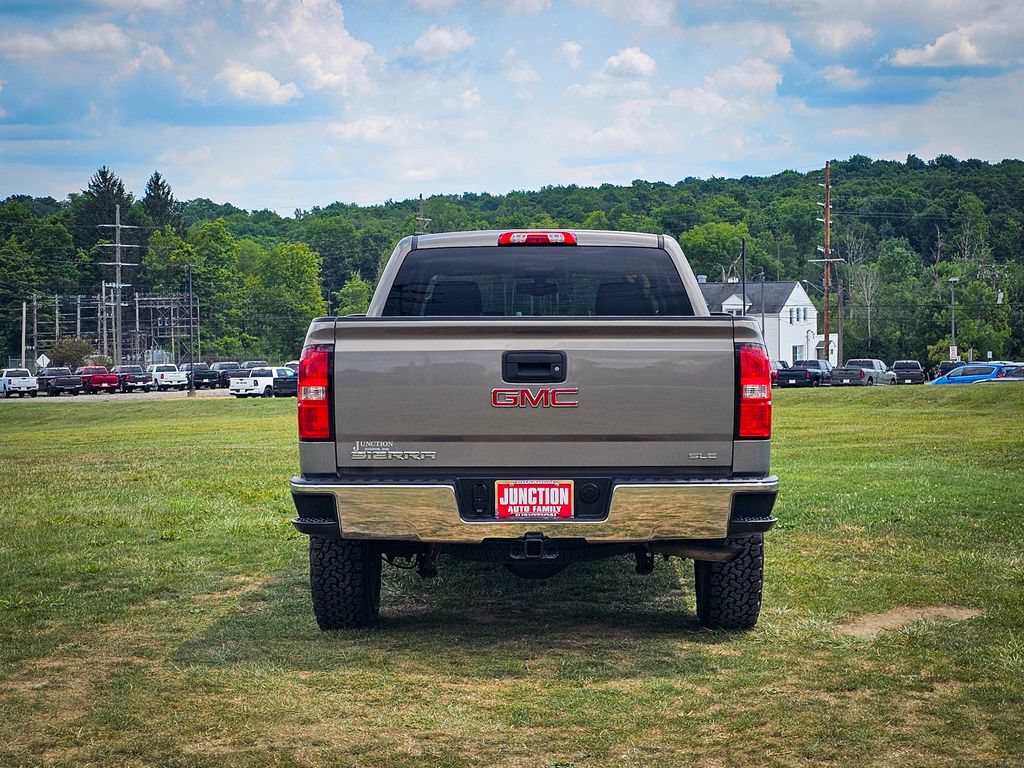 Used 2017 GMC Sierra 1500 SLE w/ SLE Value Package AWD/4WD image 4