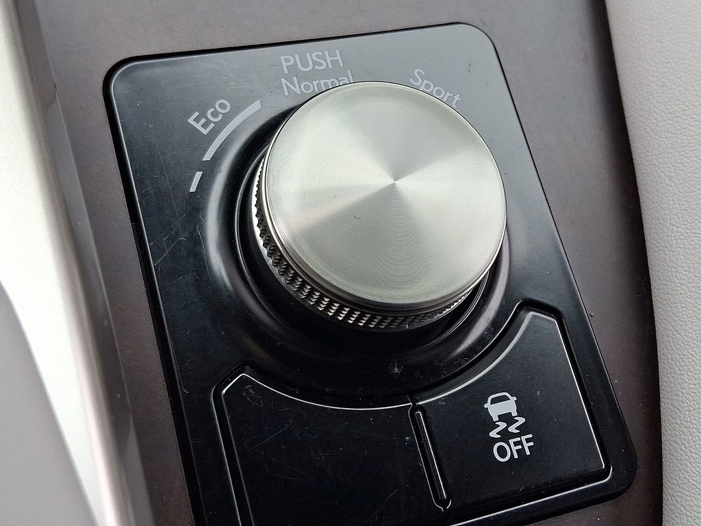 Used 2022 Lexus RX 350 FWD w/ Premium Package image 26