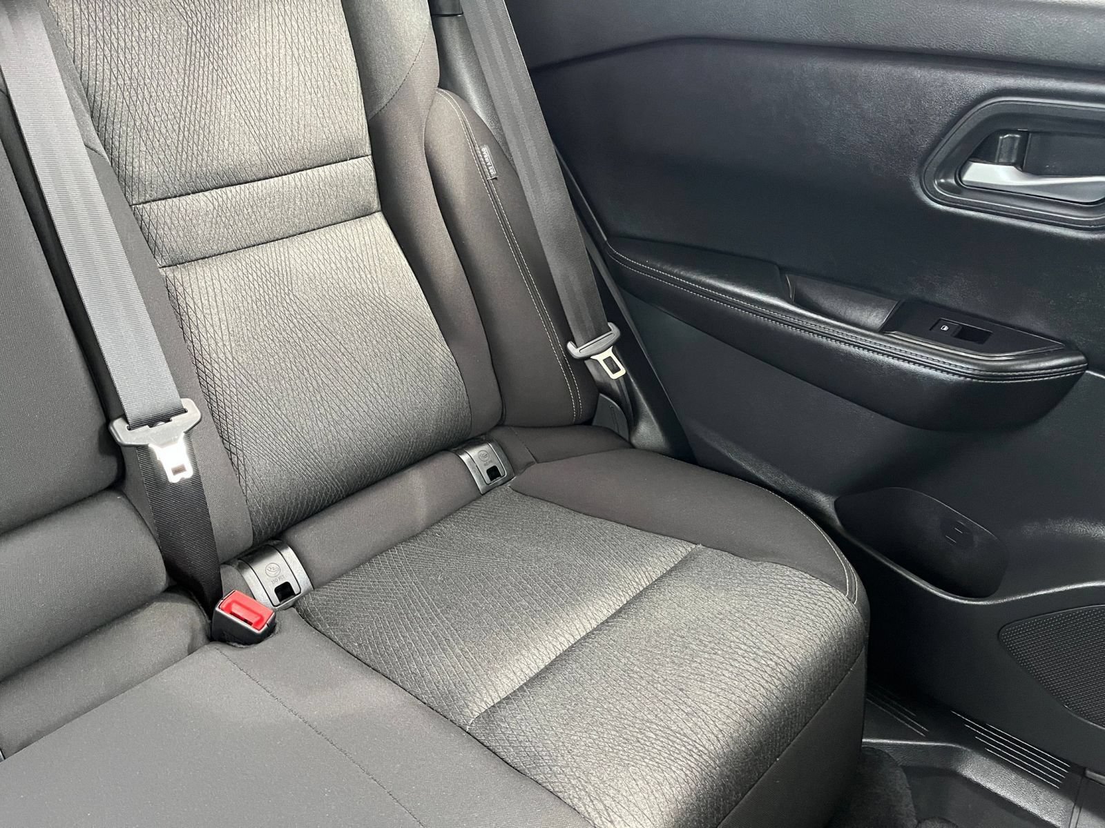 Used 2025 Nissan Rogue SV AWD/4WD image 42