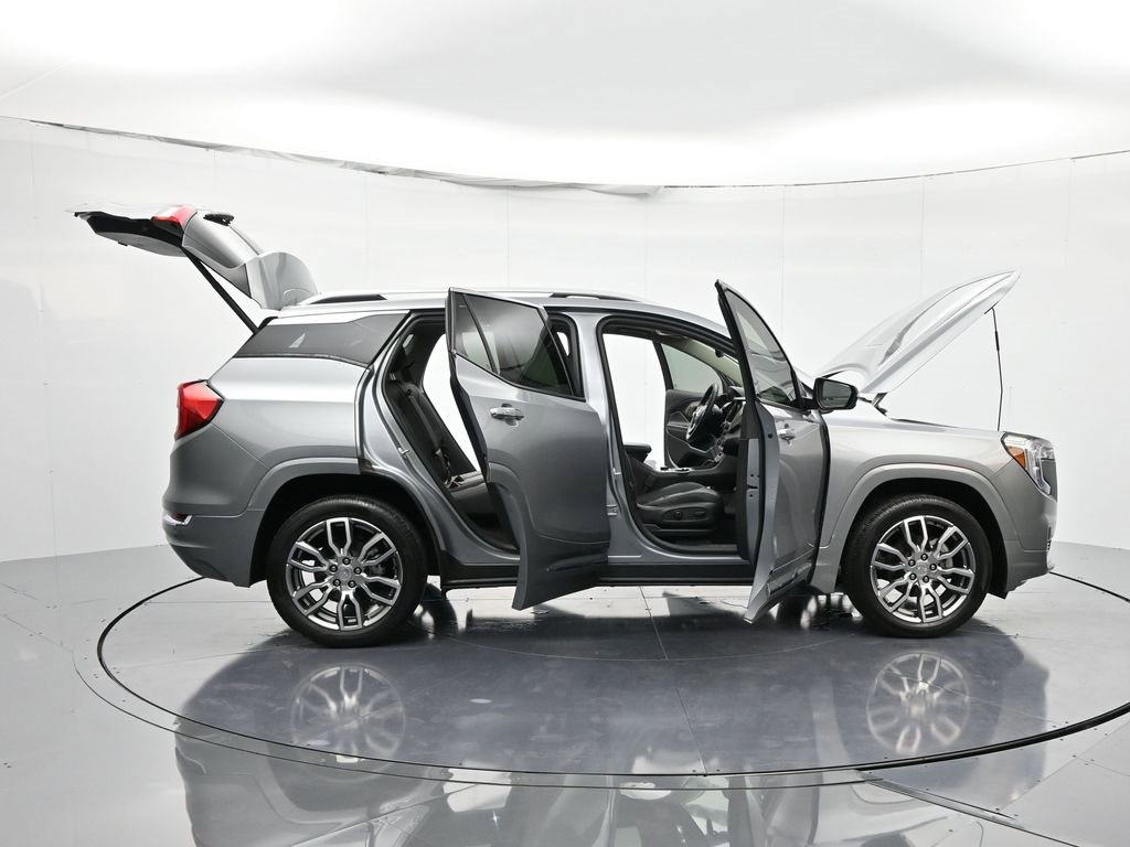 Used 2023 GMC Terrain Denali image 47