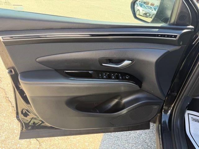 Used 2022 Hyundai Tucson Limited image 11