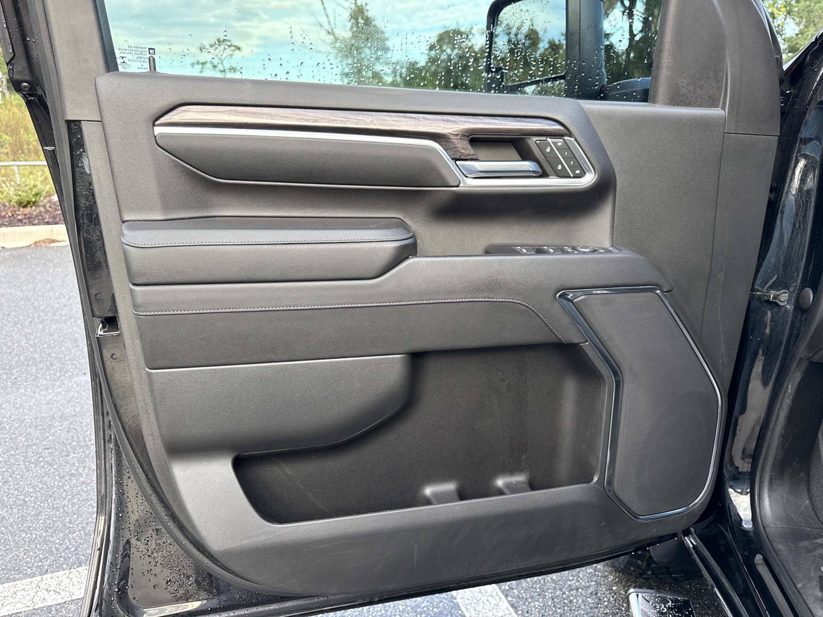 Used 2024 Chevrolet Silverado 2500 LTZ AWD/4WD image 17