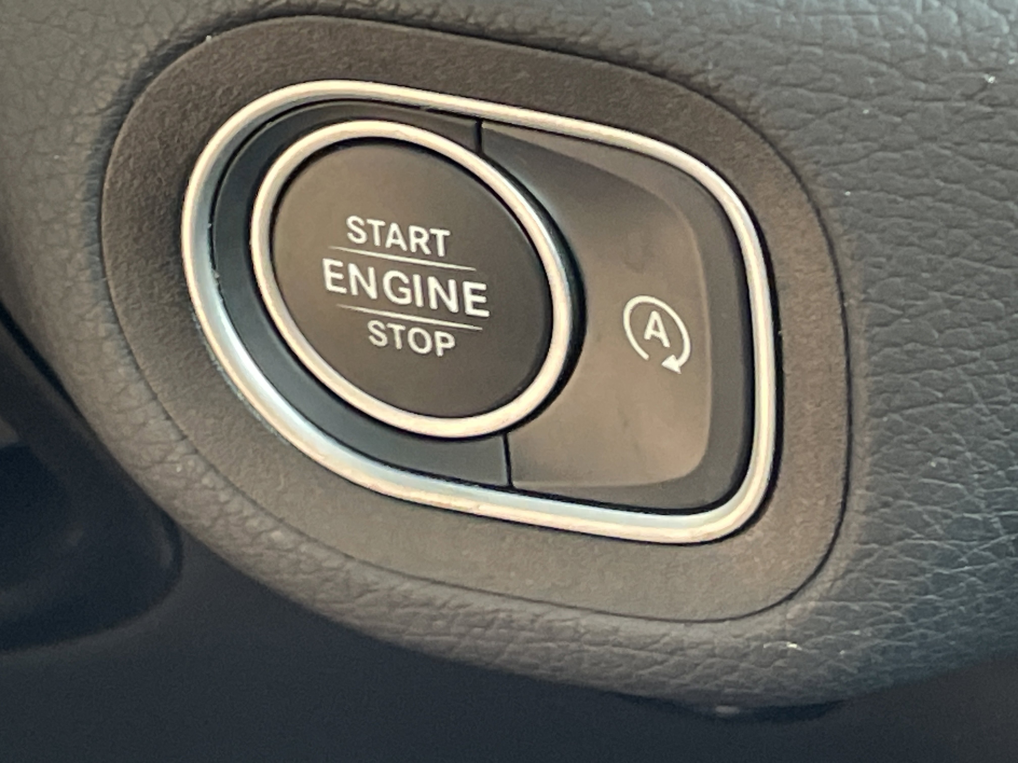 Certified 2025 Mercedes-Benz GLE 450 4MATIC image 30