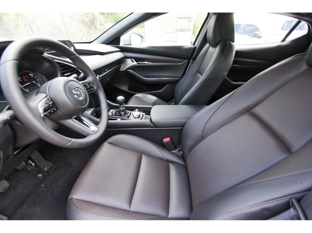 New 2026 MAZDA MAZDA3 2.5 S Hatchback w/ Premium Pkg FWD image 10