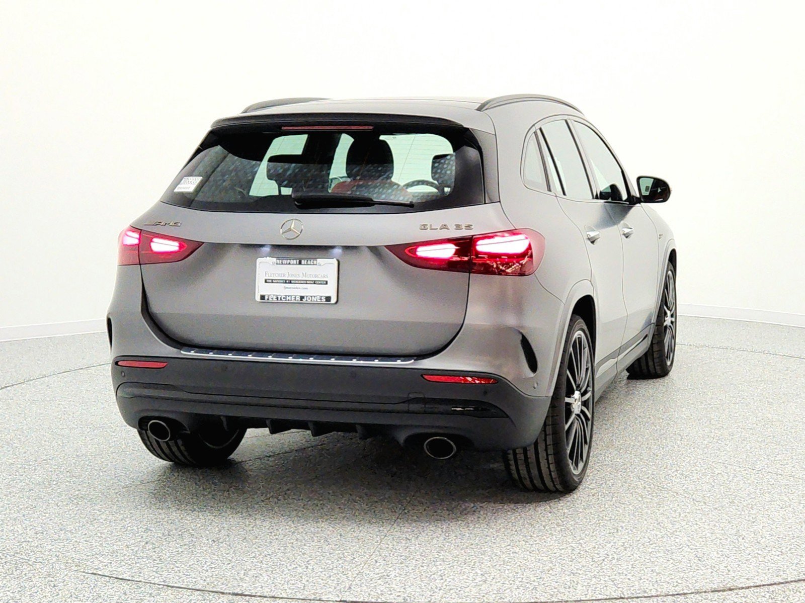 New 2026 Mercedes-Benz GLA 35 AMG 4MATIC image 6