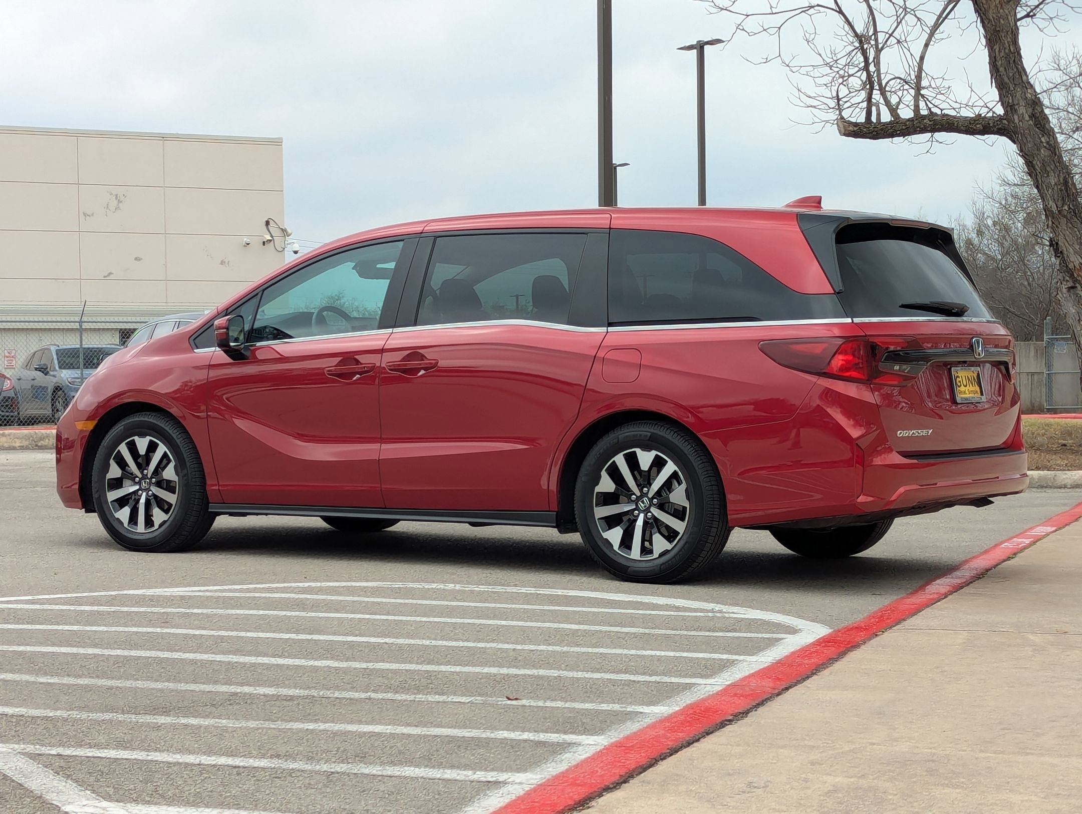 Certified 2025 Honda Odyssey EX-L image 6