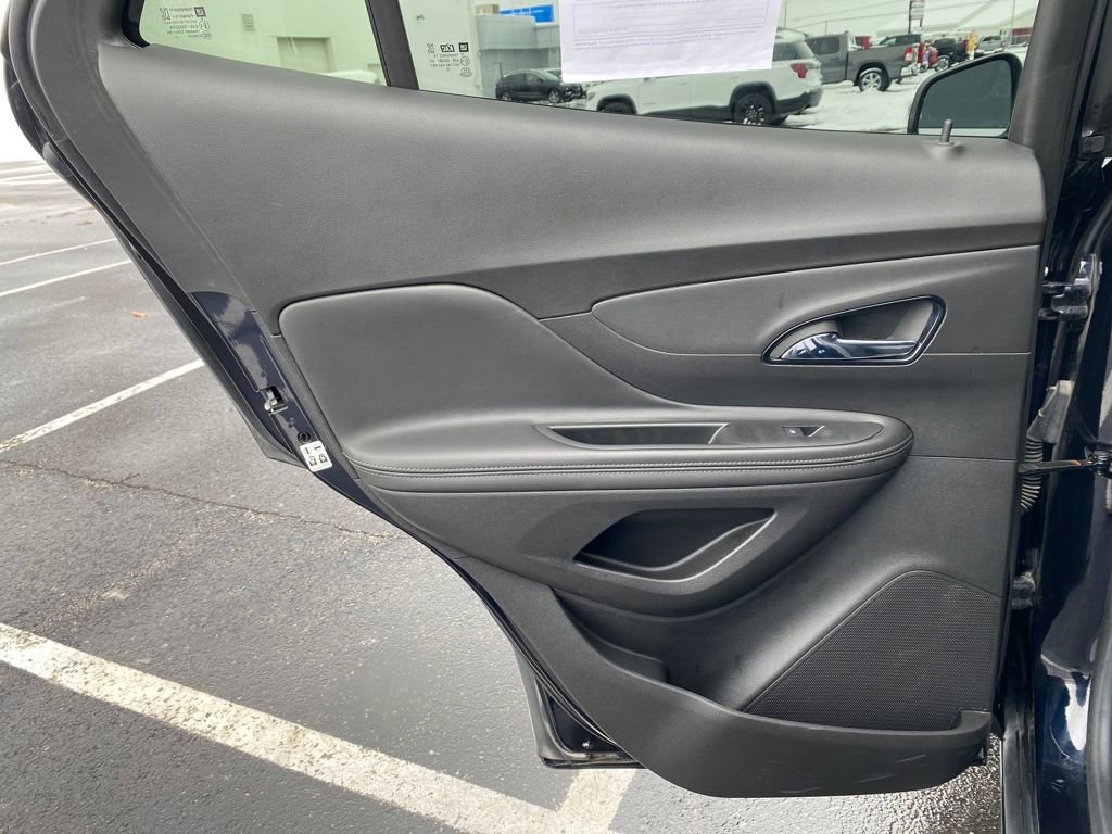 Used 2022 Buick Encore Preferred image 16