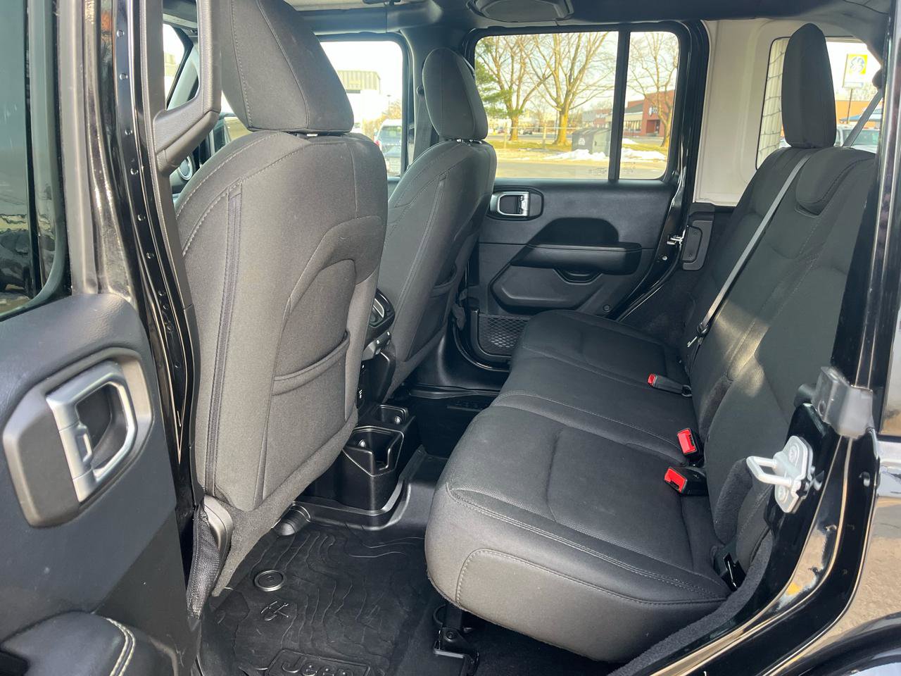 Used 2018 Jeep Wrangler Unlimited Sahara w/ LED Lighting Group image 9